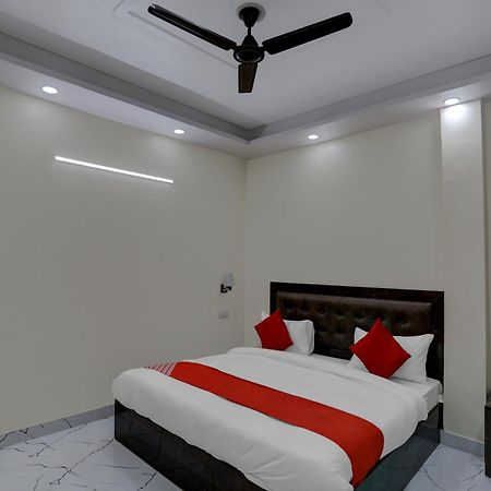 Hotel O Diamond Inn New Delhi Exterior photo
